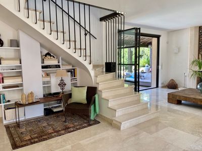 Villa Cannes with Pool – 50 Guests Near La Croisette