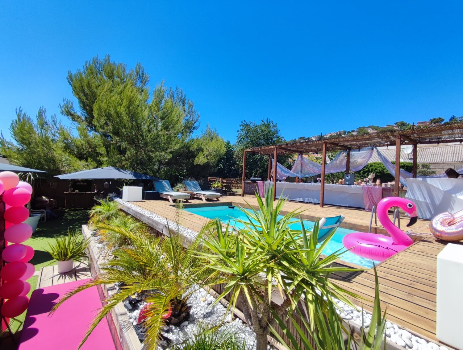 Land 1000 m² with swimming pool