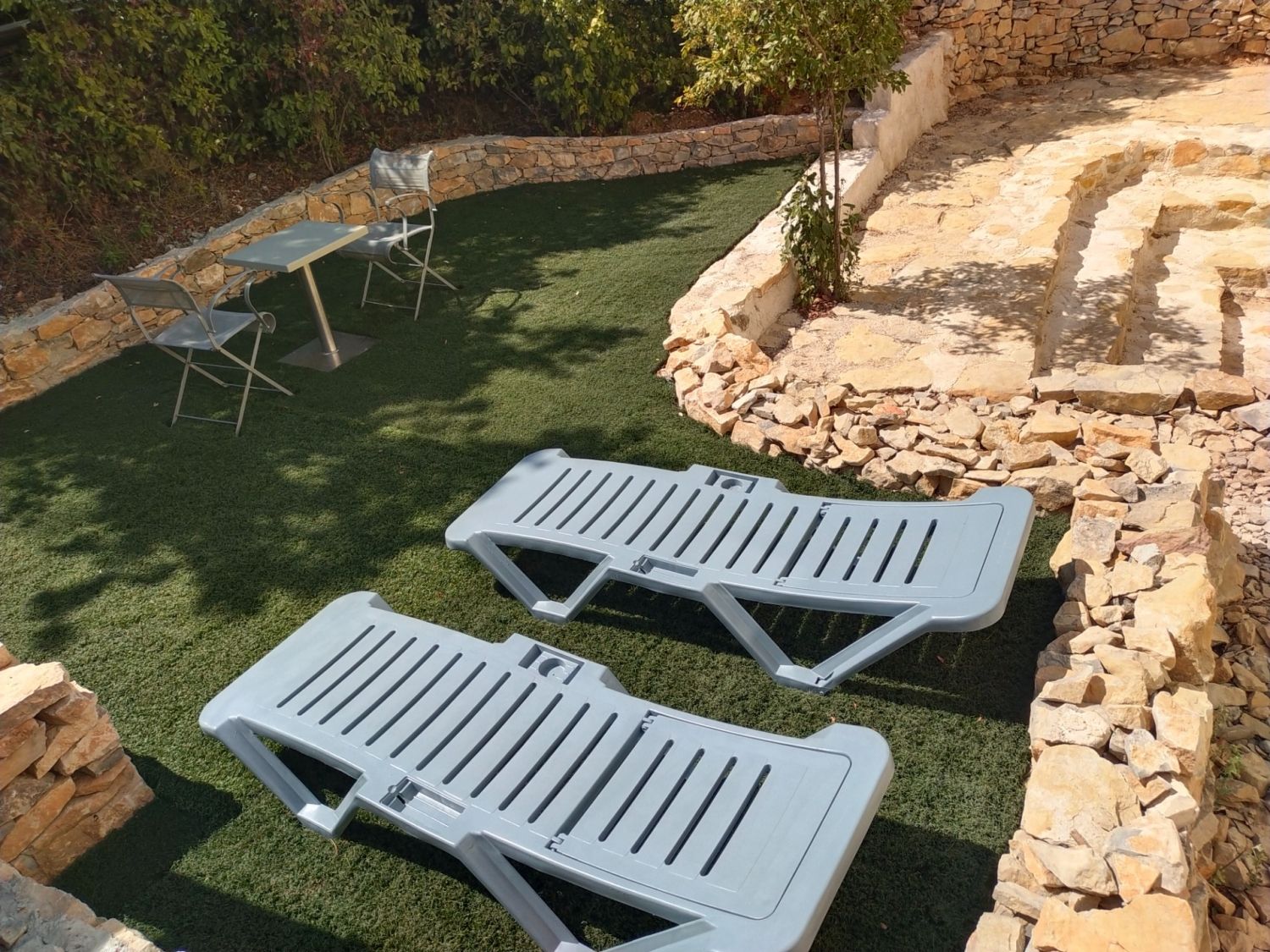 4 lodgings with SPA in the Nîmes scrubland
