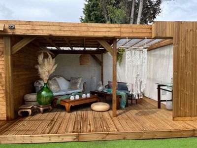 Garden with terraces and swimming pool