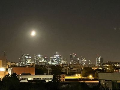 Rooftop 80 m² et belle vue sur la défense et Sacré Coeur