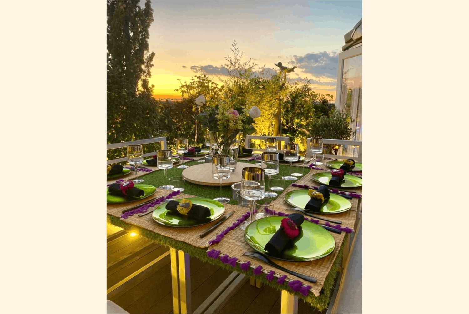 Atypical Triplex Venue with Terrace & Paris Landmark Views
