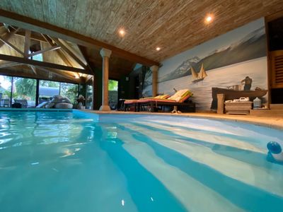 Cottage cosy avec piscine intérieur 
