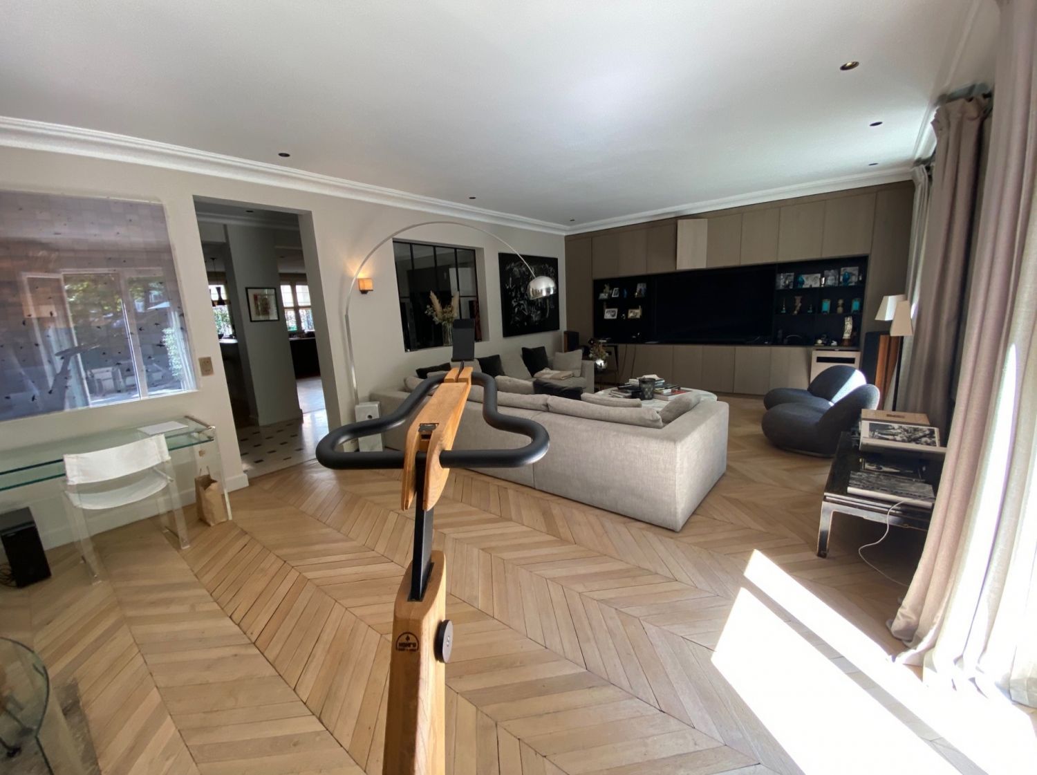 Duplex Apartment with Private Garden near Ranelagh for Events