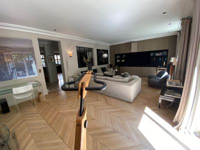 Duplex Apartment with Private Garden near Ranelagh for Events