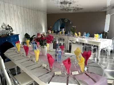 Reception room with terraces surrounded by nature