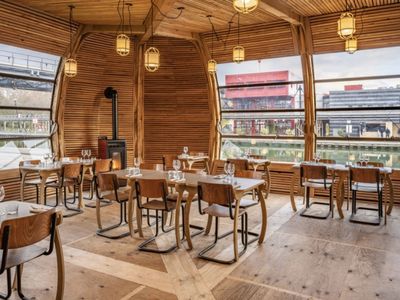 Canal-Side Cabin Restaurant in Parc de la Villette for Private Events