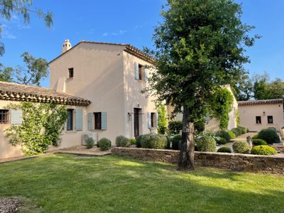 Provencal House with Pool & Garden in Saint Tropez Gulf