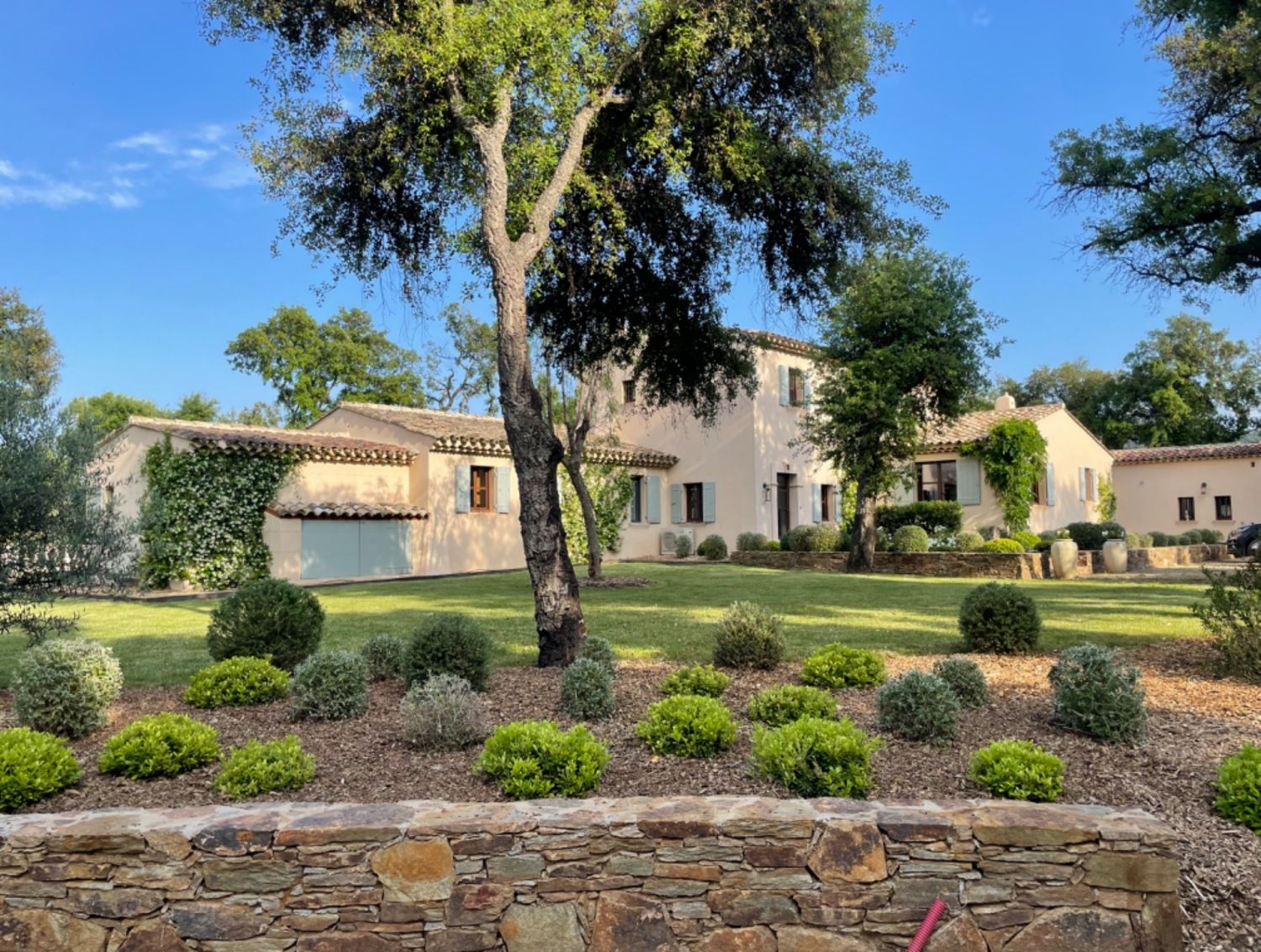 Provencal House with Pool & Garden in Saint Tropez Gulf