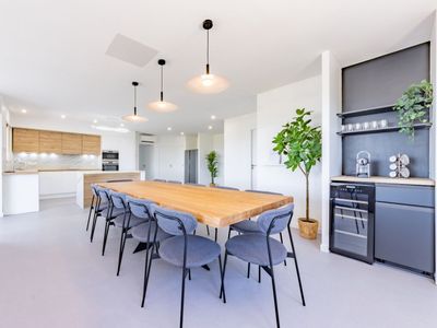 Villa with swimming pool, jacuzzi and panoramic views