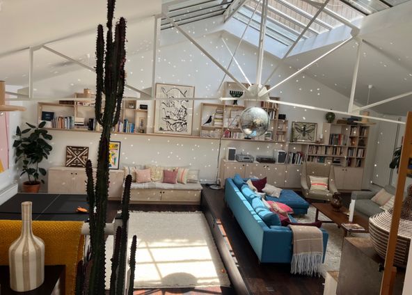 6 bedroom loft with terrace not overlooked