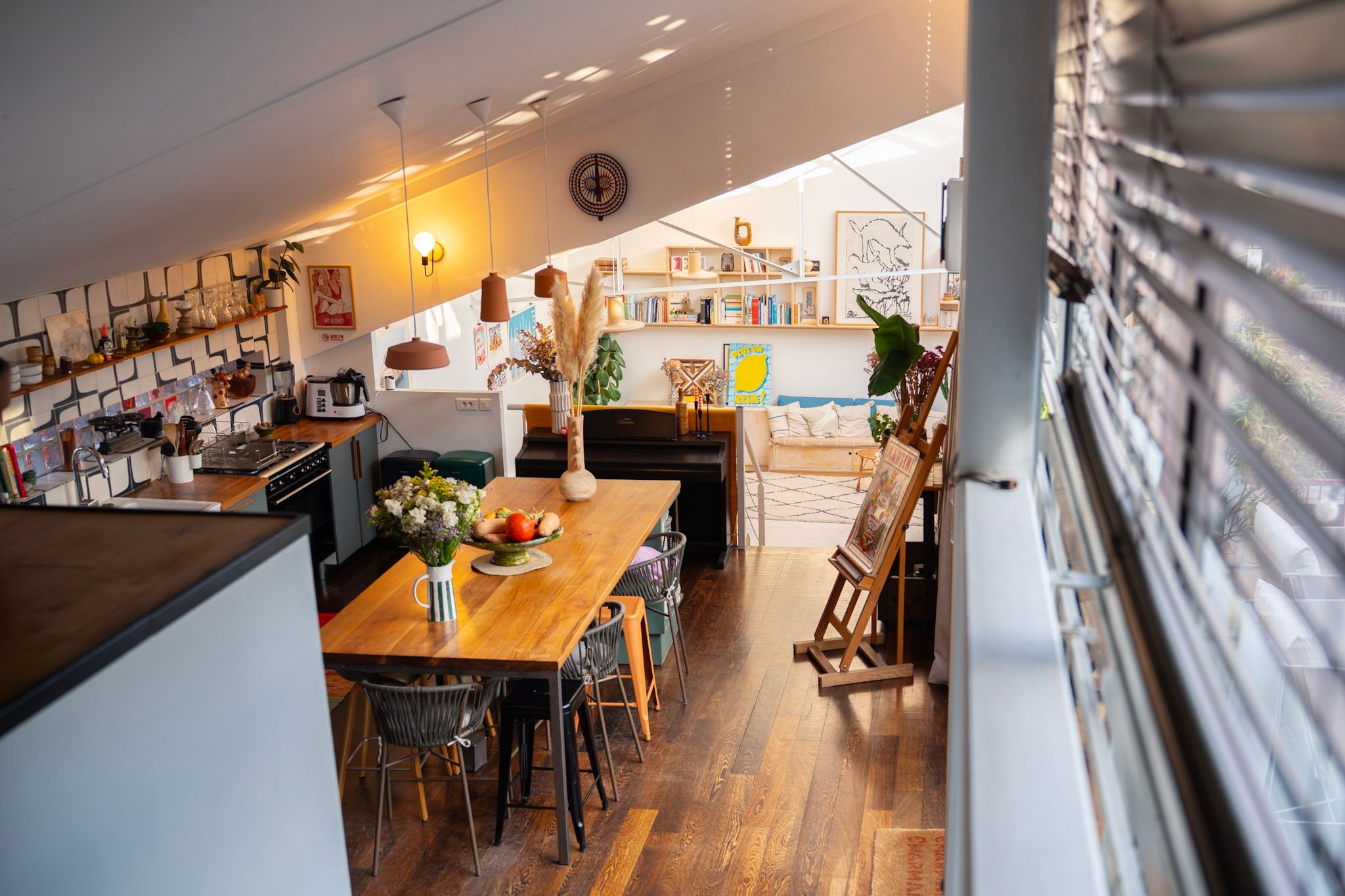 6 bedroom loft with terrace not overlooked