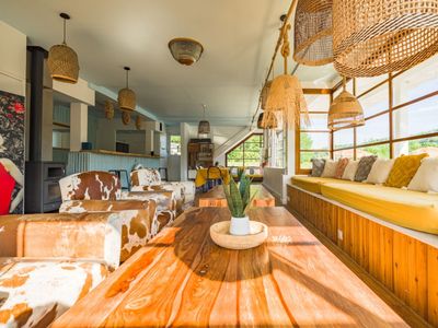 Luxurious Californian-style villa with panoramic views of the Seine