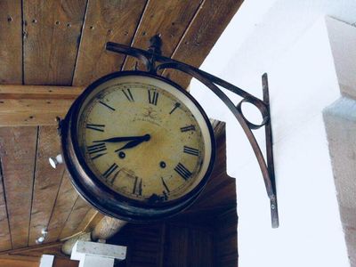 Guest House with swimming pool and spacious garden for 30people