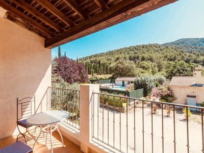 Guest House with swimming pool and spacious garden for 30people