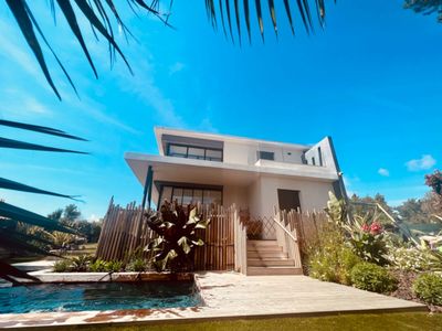 Architect villa with Balinese garden