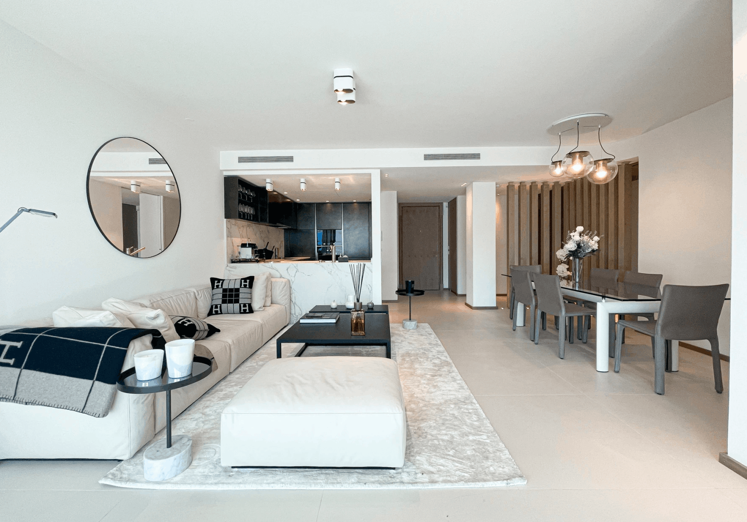 Appartement à Cannes avec vue mer – Face au Palais des Festivals