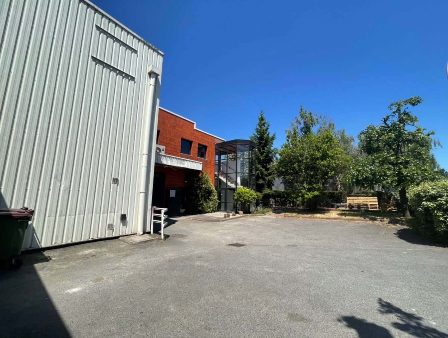 Modular space 650 m²
