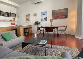 65 m² apartment on the old port in Marseille