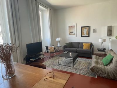 65 m² apartment on the old port in Marseille