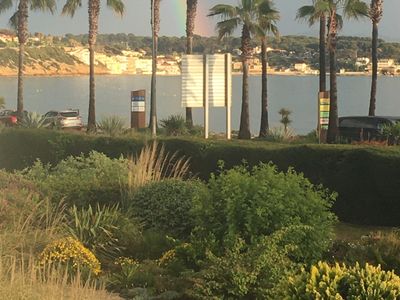 Apartment facing the sea.