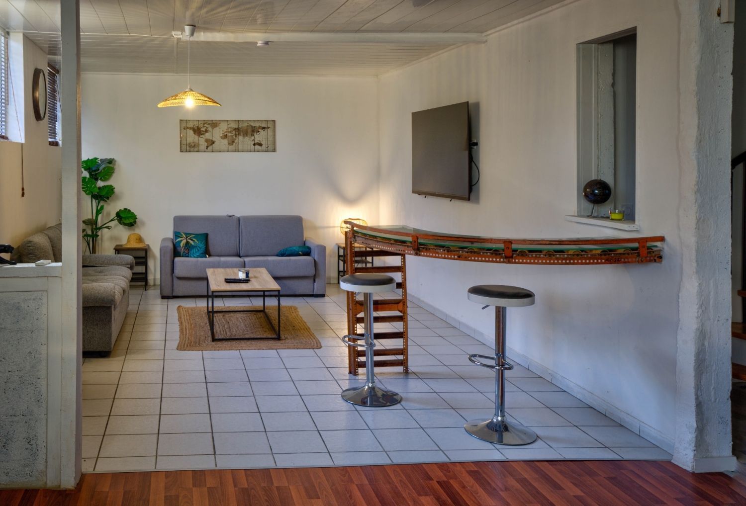 Multipurpose rooms with lodging