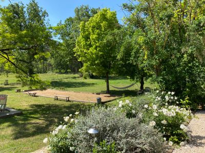 Land with swimming pool and summer kitchen