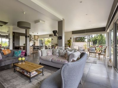 Large room and two terraces with panoramic views