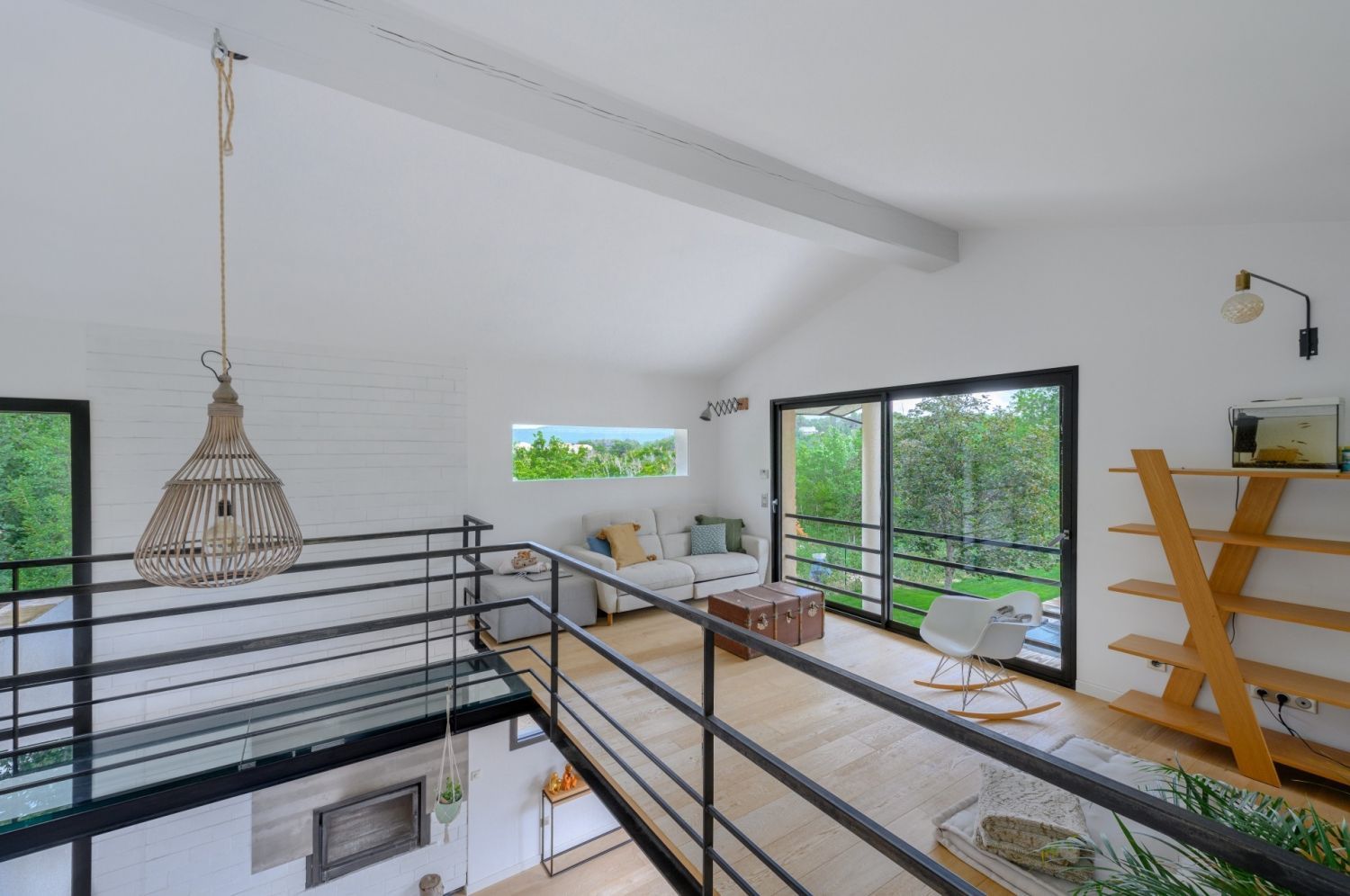 Magnifique villa avec piscine, vue montagne
