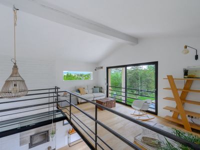 Magnificent villa with swimming pool, mountain view