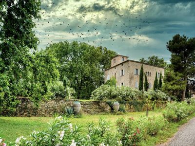 Family castle in exceptional wine estate