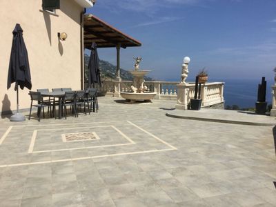 Villa with swimming pool