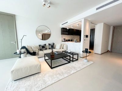 Luxury Apartment Cannes – 25 Guests, Facing Palais
