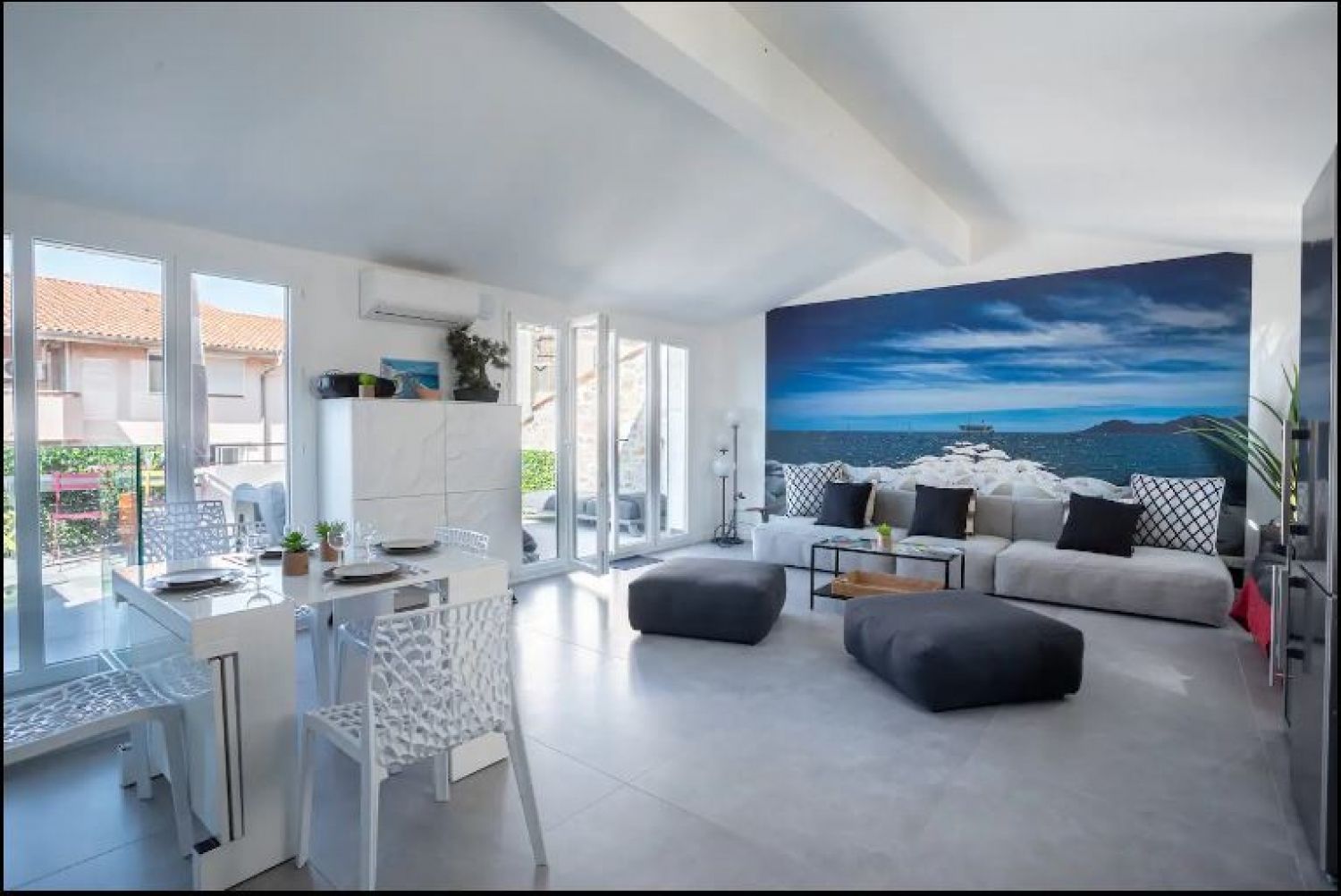 Apartments Cannes – 24 Guests, 12 Min from Palais