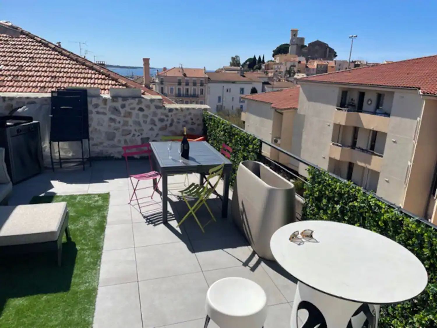 Penthouse Cannes – 8 Guests, Rooftop & Sea View