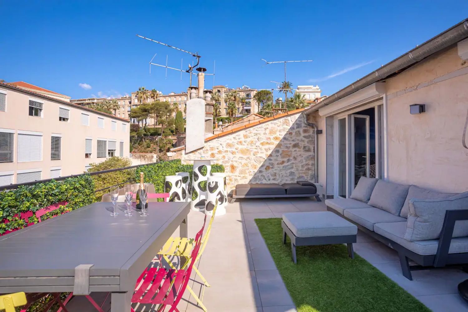 Penthouse Cannes – 8 Guests, Rooftop & Sea View