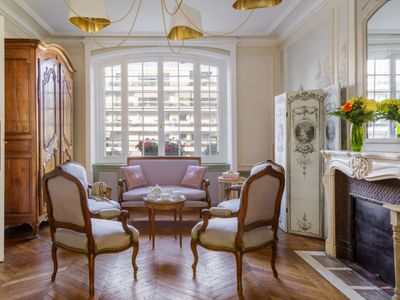 Private mansion with garden