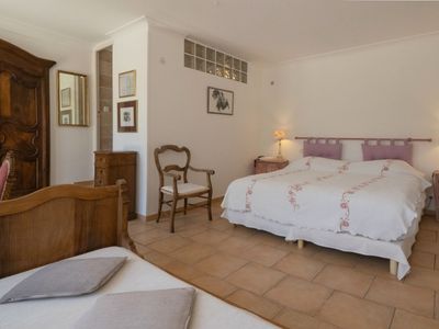 Ancien moulin à huile sur parc de 4 hectares  