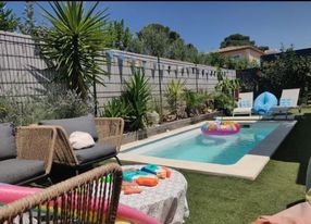 Magnificent exotic garden with swimming pool on the sought-after heights of Saint Julien.