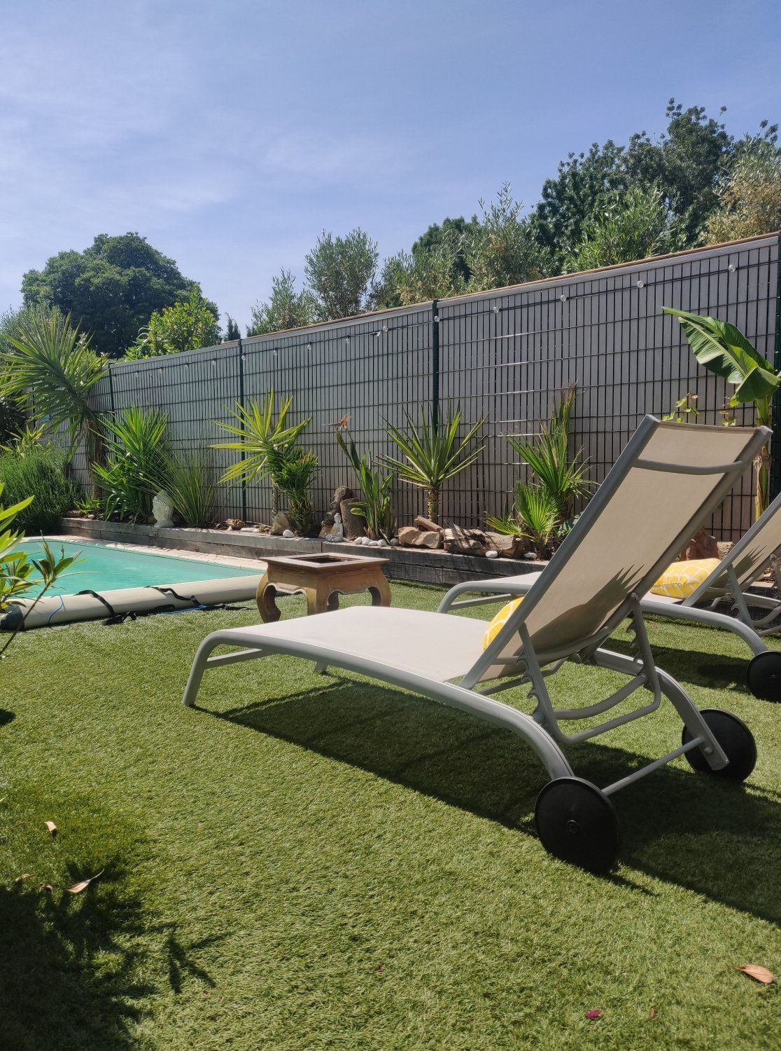 Exotic Garden with Salt Pool in Marseille | Event Venue