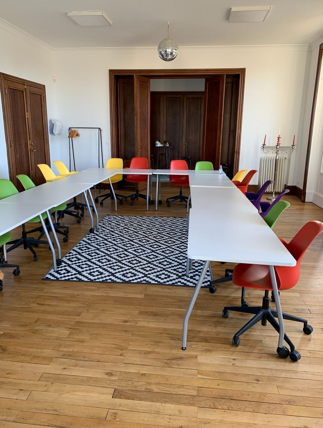 Meeting room in a beautiful garden