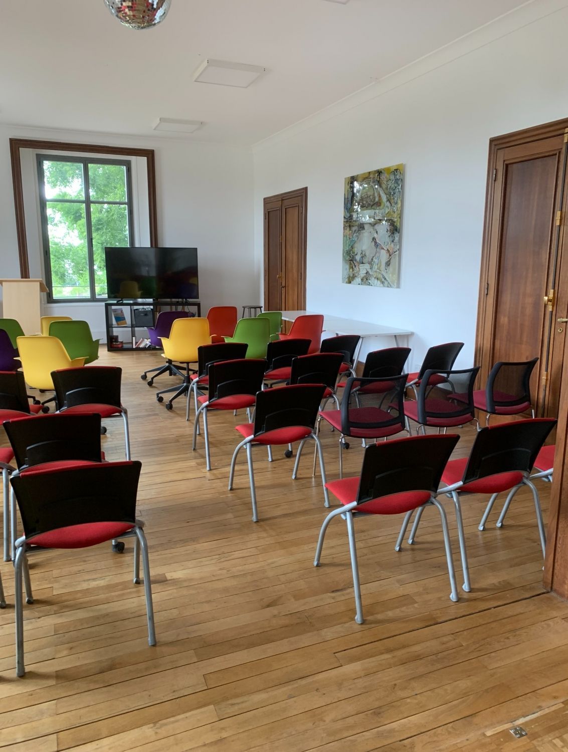 Meeting room in a beautiful garden