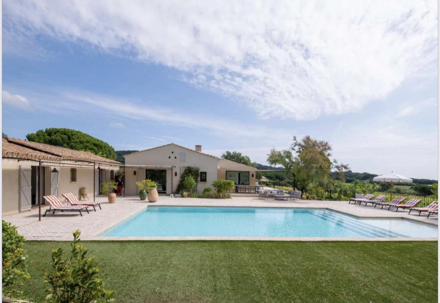 Bastide avec piscine au coeur des vignes