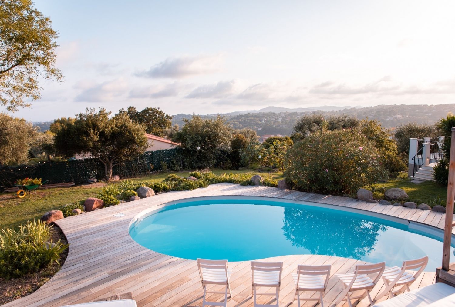 Panoramic terraces, swimming pool and garden