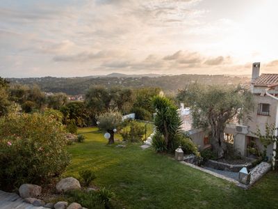 Panoramic terraces, swimming pool and garden