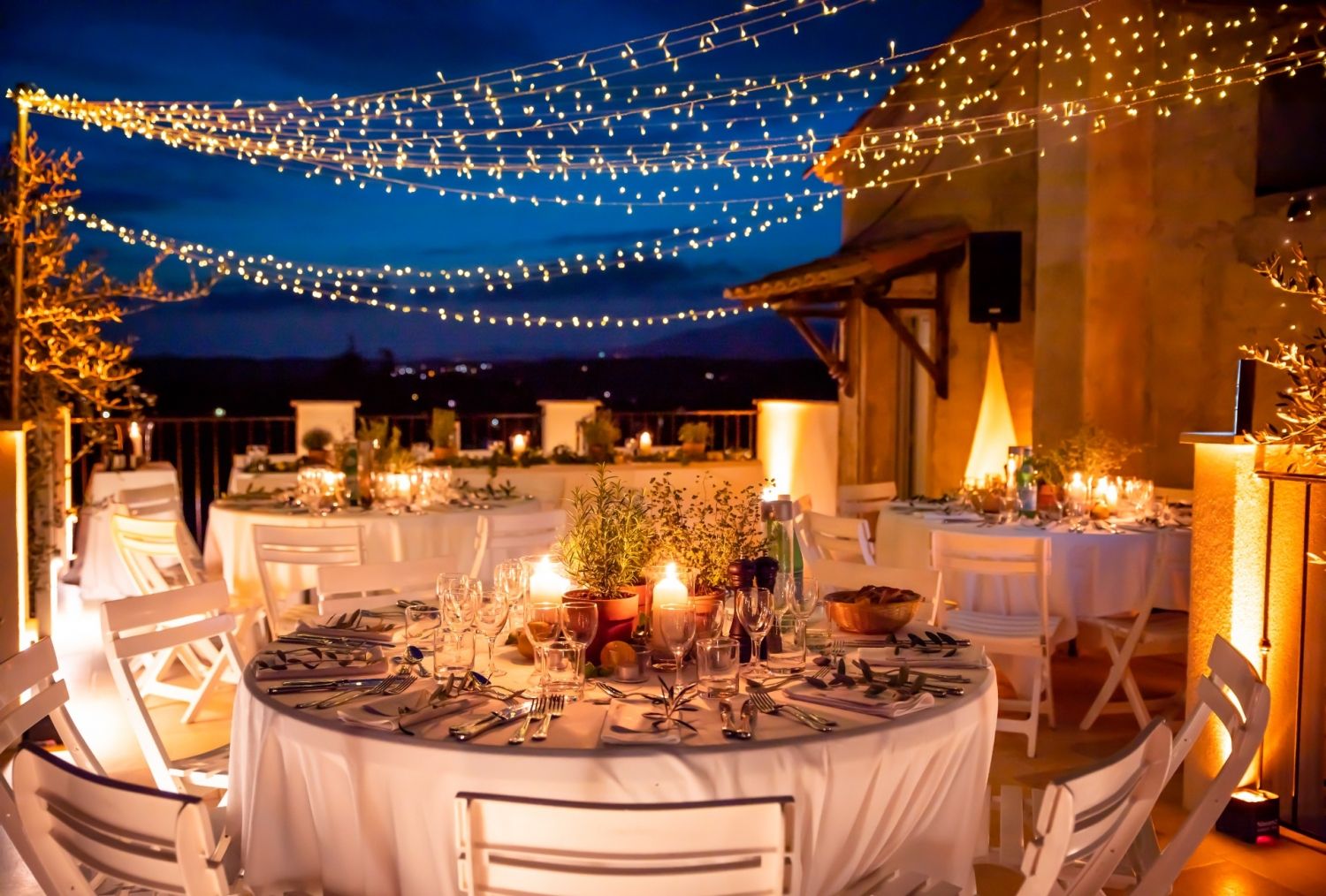 Panoramic terraces, swimming pool and garden