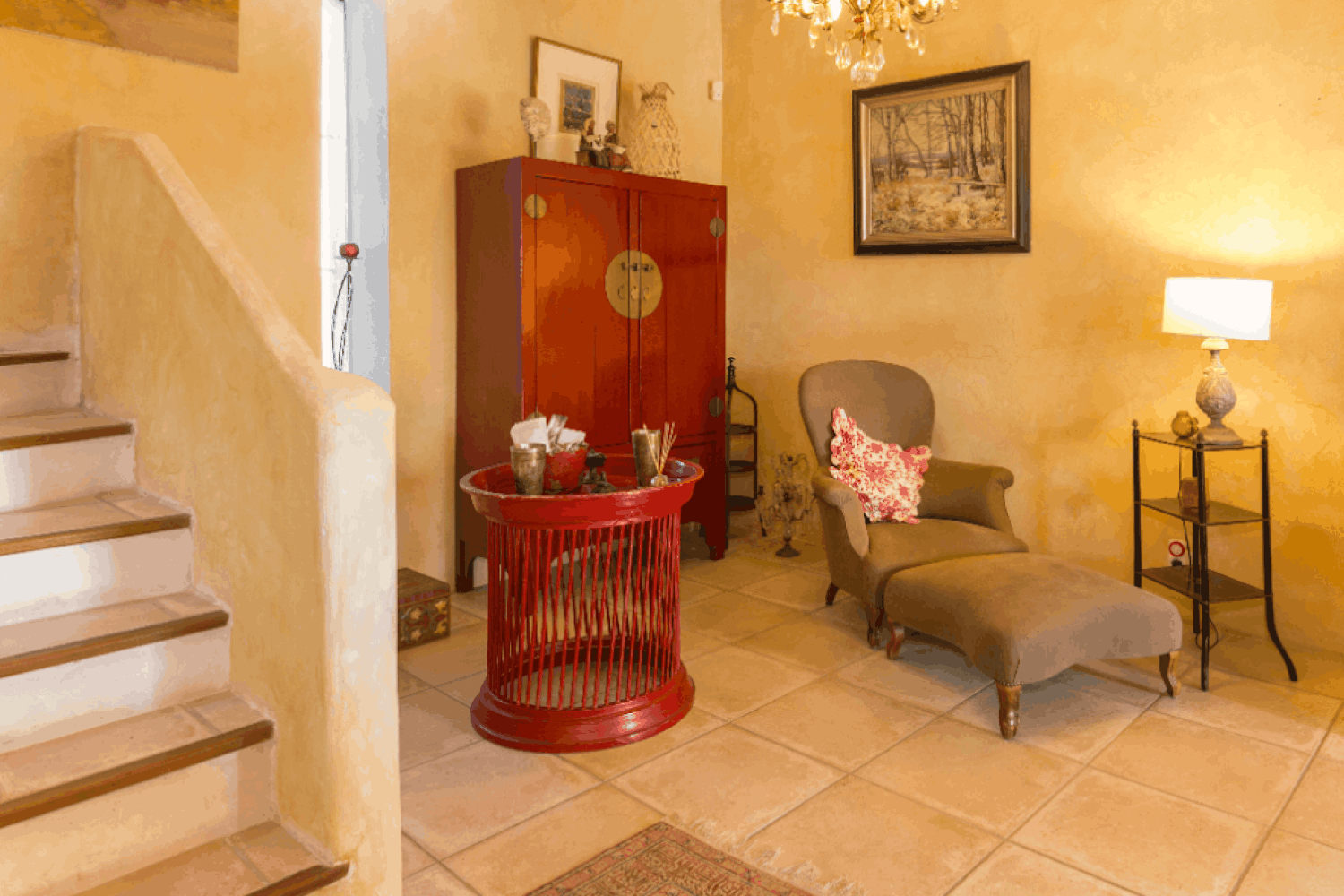 Superb old farmhouse with swimming pool and large garden