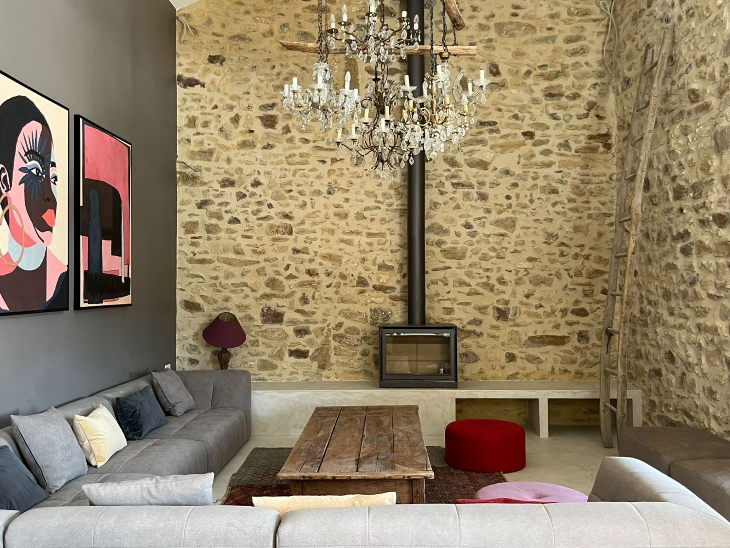 Bastide Aragon charming cottage with swimming pool and beautiful terraces