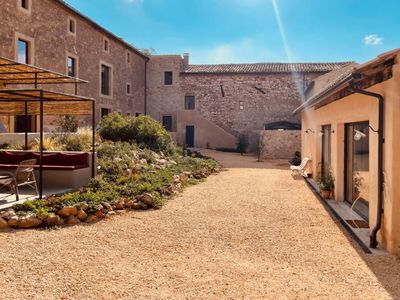 Charming gîte 10 km from Uzes for 12 to 24 people