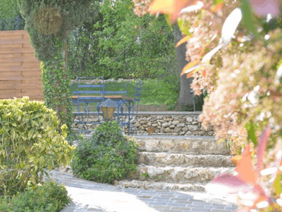 Luxury Corsican sheepfold 30km from the gates of Paris